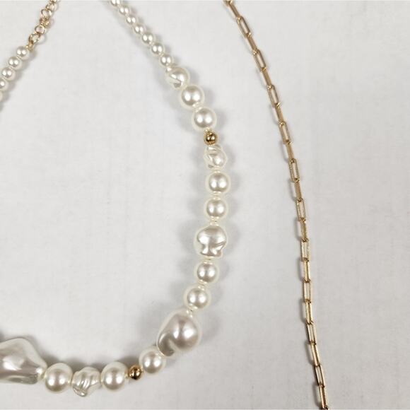MEADOWE Mila Necklace Set in Gold NWT Faux Pearl - Picture 5 of 7